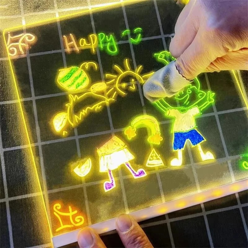 マジックグロー キッズ ドローイングボード：再利用可能なLC - Kids Toys Drawing のレビューと価格